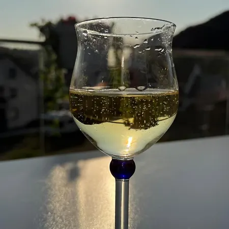 Appartement Am Teufelsloch Mit 2 Schlafzimmern Und 2 Schlafcouchen A 1,4m Altenahr