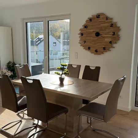 Appartement Am Teufelsloch Mit 2 Schlafzimmern Und 2 Schlafcouchen A 1,4m Altenahr